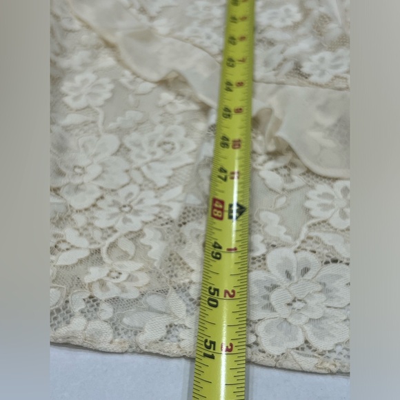 Sundance Dress Lace Cream D'orsay Small Ruffles Cottage Core Wedding NWT - Picture 4 of 10